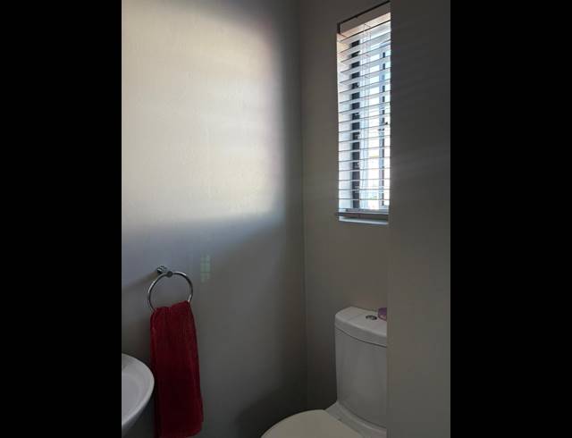 3 BEDROOM SECTIONAL TITLE FOR SALE IN NAHOON